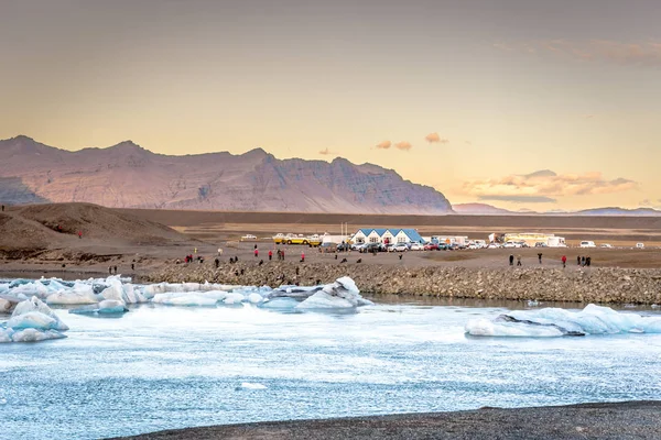 Jokulsarlon Islande 1Er Novembre 2017 Touristes Habitants Observant Lagune Iceberg — Photo