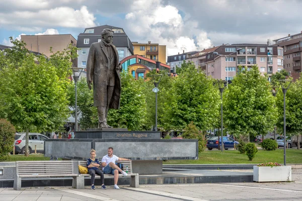 Pristina Kosovo June 2Nd 2018 Locals — Stock Photo, Image