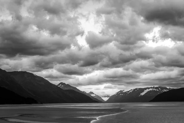 Чорно Білі Краєвид Алясці — стокове фото