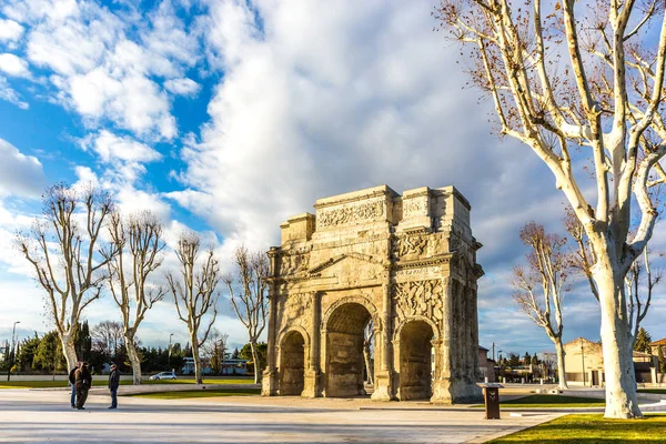 Orange Franciaország December 2017 Turista Előtt Diadal Arch Római Örökség — Stock Fotó