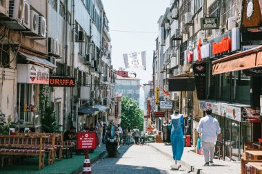 Istanbul, 15 Haziran 2017: Bölge çeşitli mağazaları ile alışveriş. Sultanahmet bölgesinin