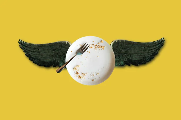 Ilustración conceptual mínima de un plato vacío con migajas y alas sobre un fondo amarillo. Mi idea, diseño y obra de arte . —  Fotos de Stock