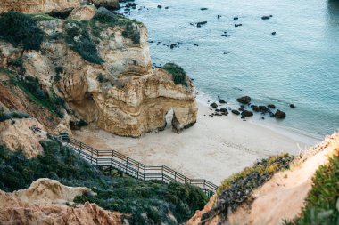 Sahile bir merdiven.