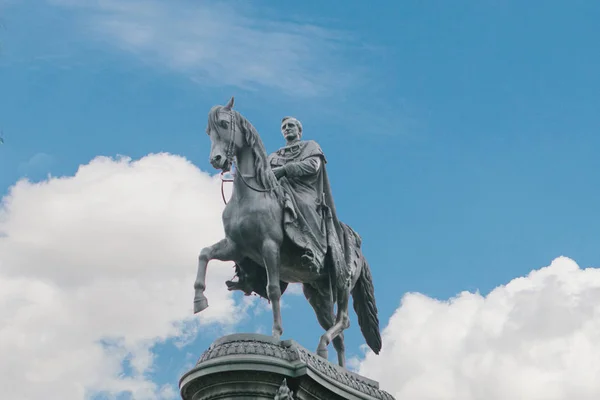 Kral Johann Sakson Dresden heykeli. — Stok fotoğraf