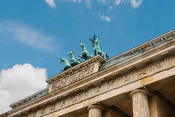 Brandenburg gate en Berlín, Alemania. — Foto de Stock