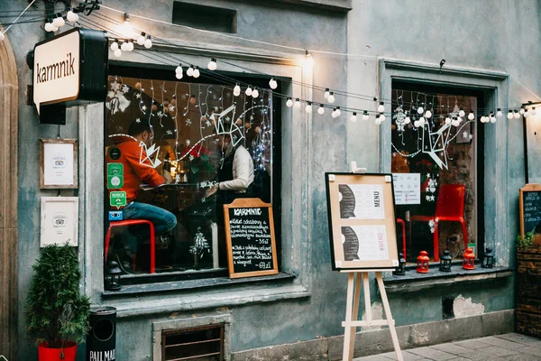 Café decorado em estilo de Natal . — Fotografia de Stock