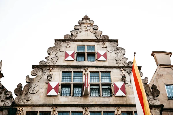 Traditionella tyska antik arkitektur i Münster i Tyskland — Stockfoto