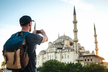 Turist Türkiye'de Istanbul'da Sultanahmet Camii Fotoğraf Arşivi.