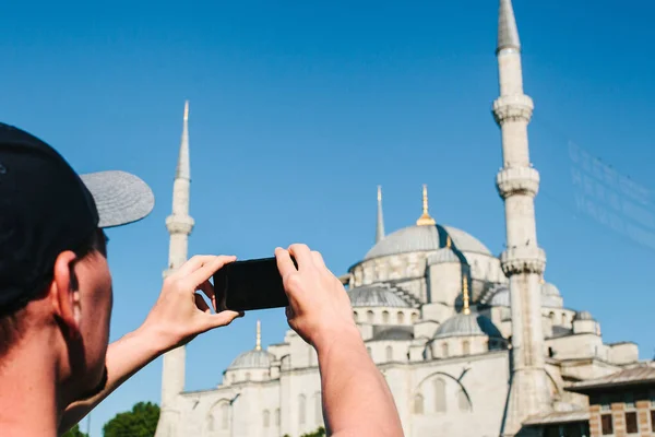 Turistické fotografie Modrá mešita v Istanbulu v Turecku. — Stock fotografie