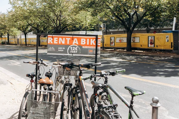 Bicycle rental on Berlin street. — Stock Photo, Image