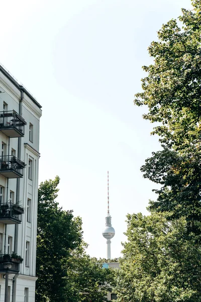 Bela vista da torre de TV em Berlim, na Alemanha . — Fotografia de Stock