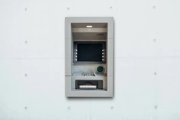 Moderne straat ATM machine voor het opnemen van geld en andere financiële transacties — Stockfoto