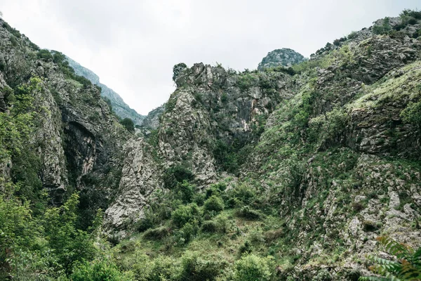 Beautiful view of the mountains in Montenegro. — Stock Photo, Image