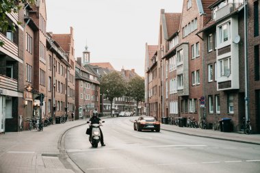 Almanya'da Muenster şehir sokak görünümü.