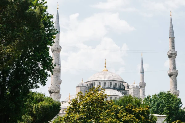 Mesquita azul em Istambul, na Turquia . — Fotografia de Stock