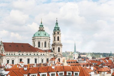 Prag'ın eski mimarisinde.