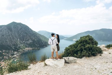 Genç güzel çift birlikte