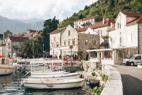 Bela vista do Perast em Montenegro . — Fotografia de Stock