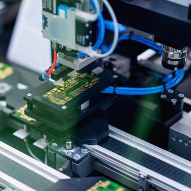 Devre levhasını çizici yakın çekim