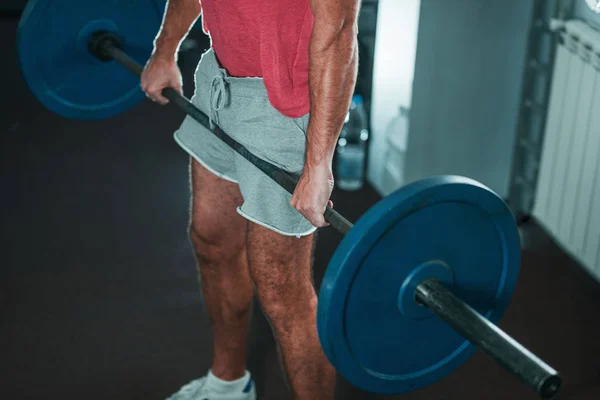 Man Weightlifting Training — Stock Photo, Image