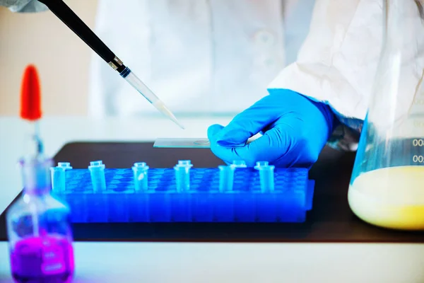 Quality Control Expert Inspecting Milk Laboratory — Stock Photo, Image