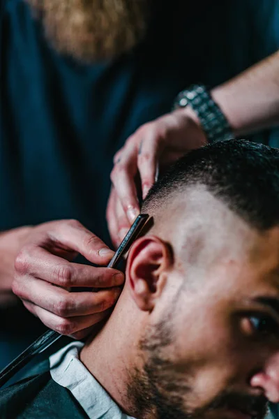 Estilo Cabelo Para Homem Barbearia Moderna Imagem Tonificada — Fotografia de Stock