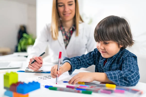 Psychology Test Child Toddler Coloring Shapes — Stock Photo, Image