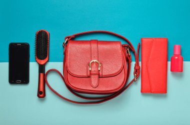 kadın aksesuarları üstten görünüm