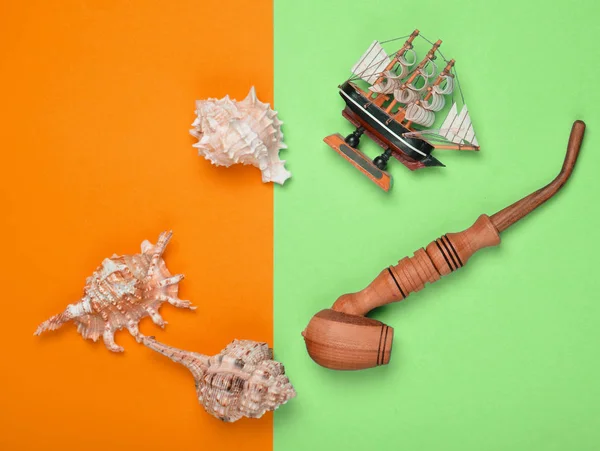 Decorative Ship Seashells Chicken Pipe Colored Pastel Background Captain Shipwreck — Stock Photo, Image