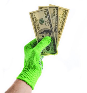 Turuncu iş eldivenleri ile erkekler el yüz dolarlık banknot tutun, iş için maaş ödeme. Whit üzerinde izole