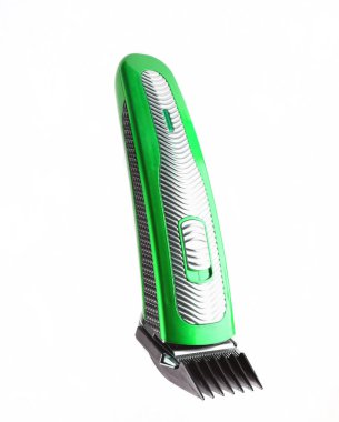 Beyaz bir adam izole bir meme ile saç kesme makinesi