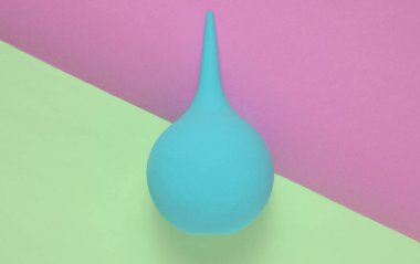 Lavman mavi pastel pembe, tıbbi kavramı, üstten görünüm, minimalis