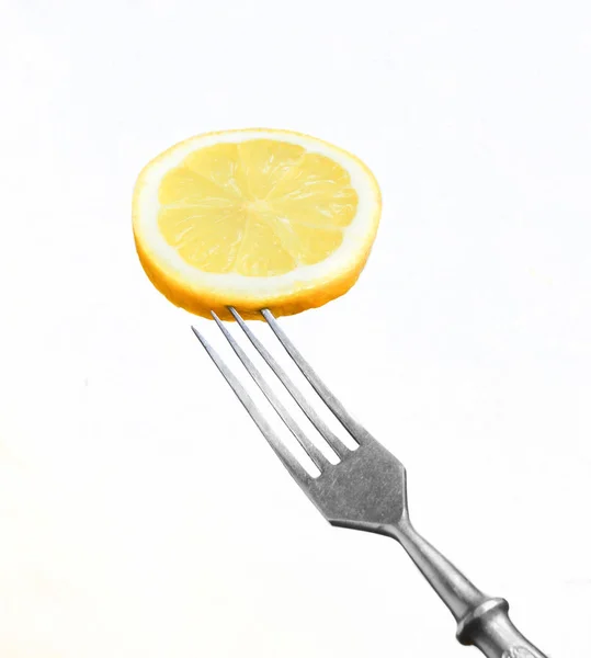 Tranche Citron Sur Métal Pour — Photo