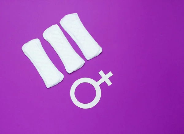 Menstruatie Dagen Concept Vrouwelijke Gender Symbool Pads Paarse Achtergrond Hygiëne — Stockfoto