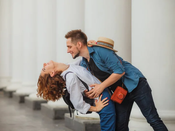 Romantic Portrait Emotional Couple Hipsters Love Fooling White Columns — Stock Photo, Image