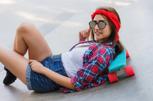 Young Hipster Girl Stylish Mirrored Glasses Shorts Red Plaid Shirt — Stock Photo, Image
