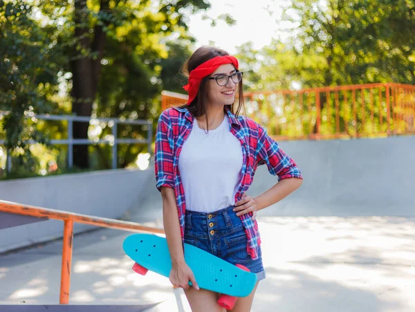 Cheerful Young Hipster Woman Dressed Stylish Clothes Holds Skateboard Her — Stock Photo, Image