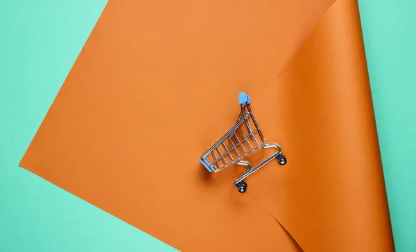 Carro Compras Sobre Fondo Papel Envuelto Tendencia Color Belleza Minimalista — Foto de Stock