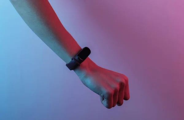 Female Hand Smart Bracelet Modern Gadgets Creative Pop Art Pink — Stock Photo, Image