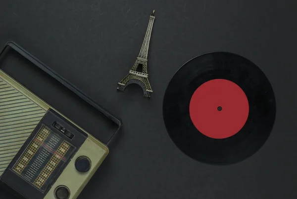 Retro Media Radio Receiver Vinyl Record Statuette Eiffel Tower Black — Stock Photo, Image