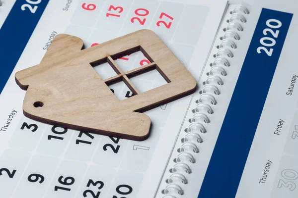 Pagamento Dell Affitto Alloggio Mini Casa Figurina Sul Calendario — Foto Stock