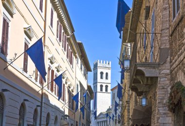 İtalya, Umbria, Assisi, Del Popolo kuleye bakış