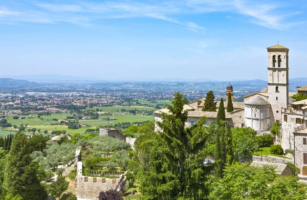 意大利 翁布里亚 阿西西 镇和山谷看到从圣玛丽亚马焦雷广场 — 图库照片