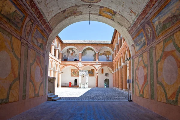 Spoleto, İtalya - Mayıs 20, 2009: Albornoziana Kale içini görünümünü