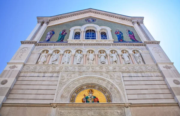 Italy Trieste Upward View Facade Serbian Orthodox Church Spiridione — Stock Photo, Image