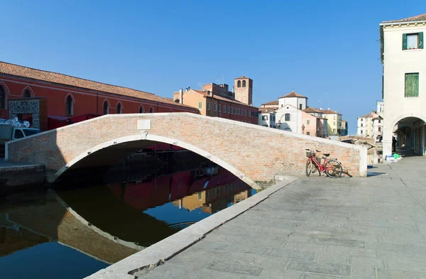 Chioggia Italia Marzo 2012 Viejo Puente Casas Canal Vena — Foto de Stock