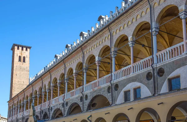 Pádua Itália Março 2013 Palácio Della Ragione Visto Praça Della — Fotografia de Stock