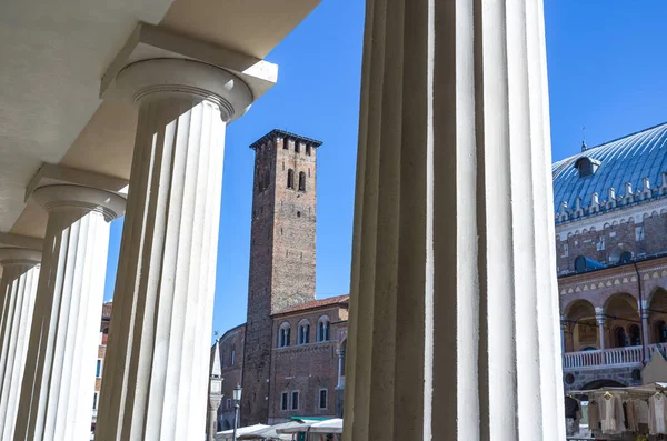 Italia Padua Torre Degli Anziani Vista Desde Plaza Della Frutta — Foto de Stock