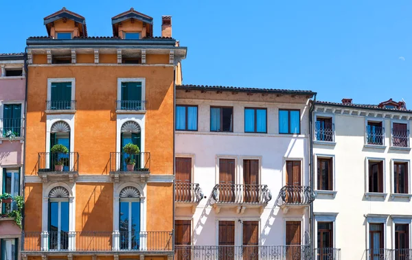 Италия Виченца Красивые Дома Площади Делле Биаде — стоковое фото
