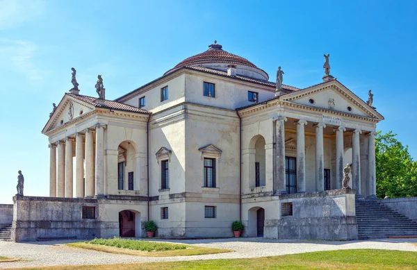 Vicenza, İtalya - 9 Mayıs 2011: Villa La Rotonda mimar Andrea Palladio tarafından.